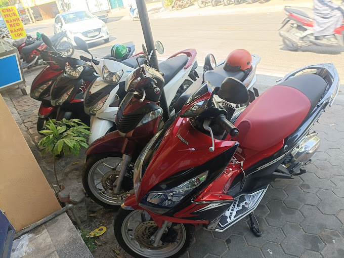 Cửa hàng cho thuê xe máy Thanh Lâm