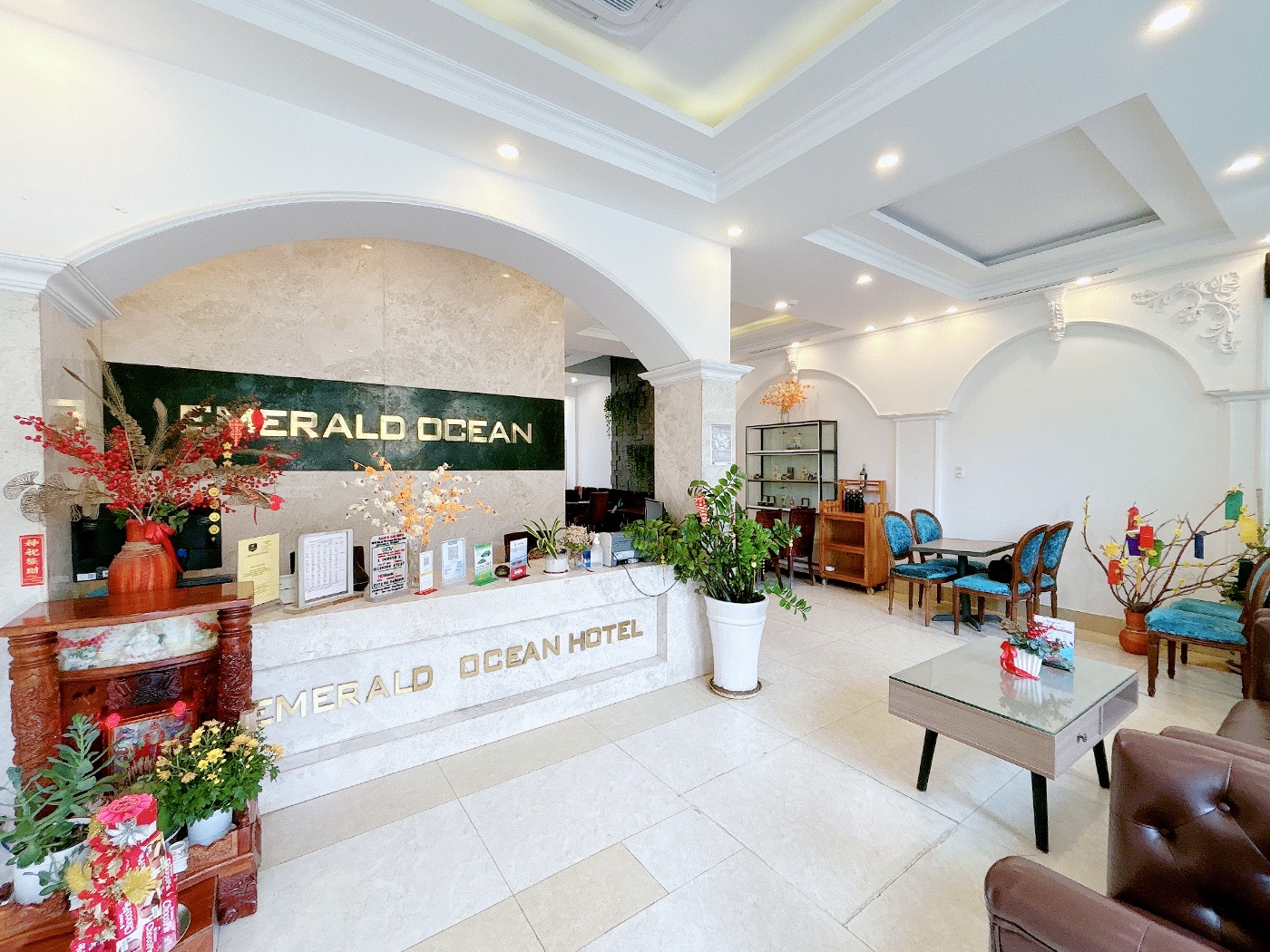 Đánh giá Emerald Ocean Hotel: Nơi dừng chân lý tưởng