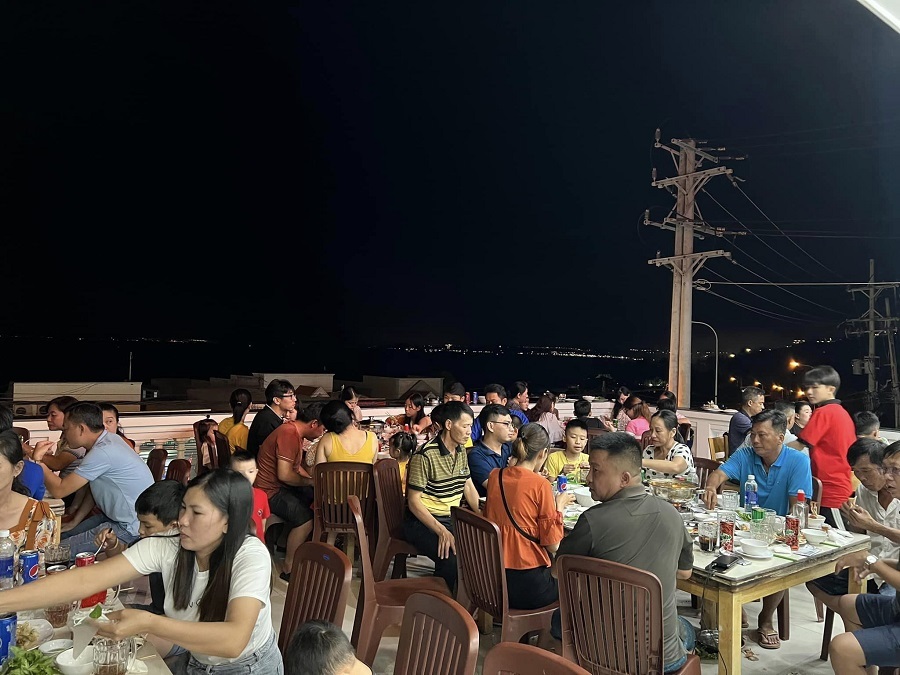 Đánh giá Làng Chài Quán ở Mũi Né: Đồ ăn ngon khỏi phải bàn