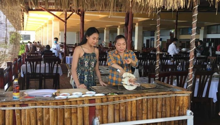 Đánh giá nhà hàng hải sản Cây Bàng: Ăn là ghiền!!!