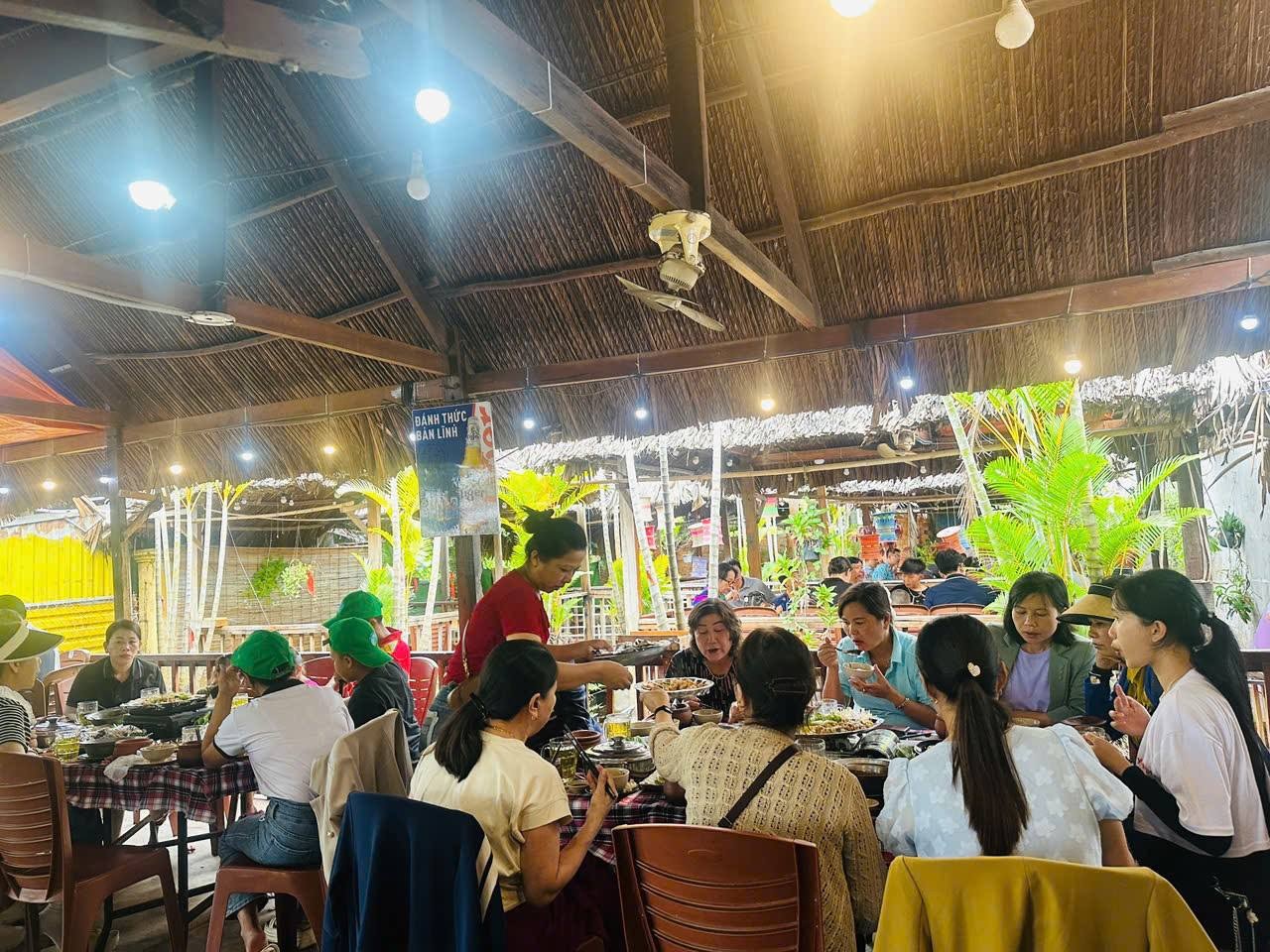 Đánh giá quán ăn Đất Việt: Nơi vị giác được nuông chiều