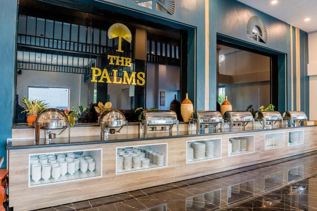 Đánh giá The Palms Hotel: Có đáng để lựa chọn