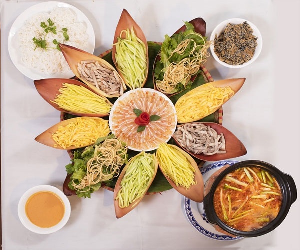 Đánh giá cơm niêu Vivu Food: Bụng no, tâm an vui