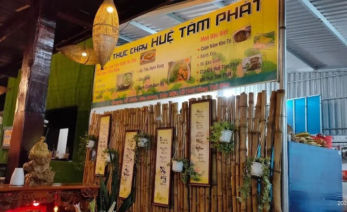 Đánh giá nhà hàng ẩm thực chay Huệ Tâm Phát: Nơi chữa lành tâm hồn