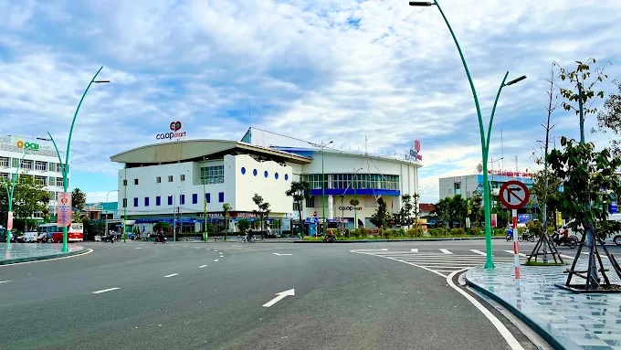 Đánh giá siêu thị Co.opmart Phan Thiết &#8211; Tuổi thơ của giới trẻ địa phương