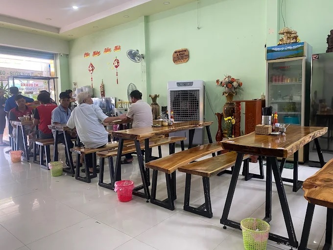 Đánh giá quán Mì Quảng A Giỏi – Ăn một lần, nhớ cả chuyến đi