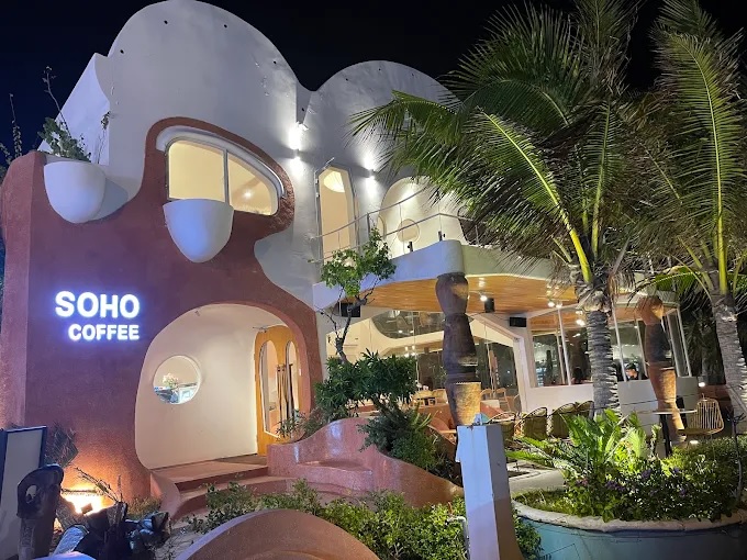 Đánh giá quán Soho Coffee - Nơi tôi tìm được bình yên giữa biển và ly cà phê 3