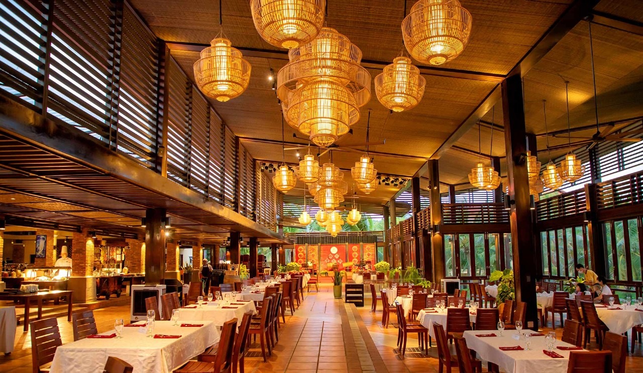 10+ Nhà Hàng Buffet Phan Thiết Ngon Nhất 2025