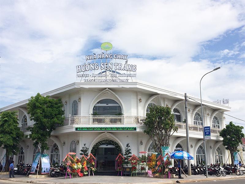 10+ Nhà Hàng Buffet Phan Thiết Ngon Nhất 2025