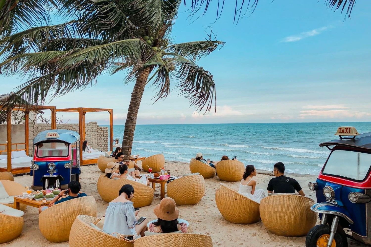 15+ Quán Cafe Đẹp Nhất ở Phan Thiết Không Thể Bỏ Lỡ (Cập nhật 2025) 1