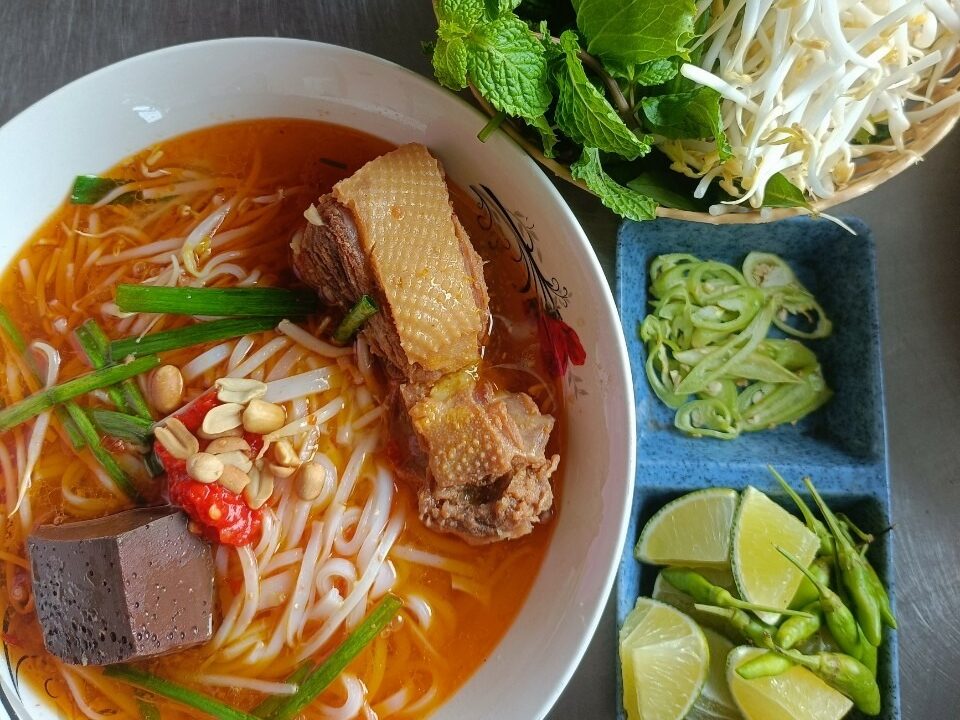 10 Quán Mì Quảng Ngon Phan Thiết Mà Bạn Không Nên Bỏ Qua