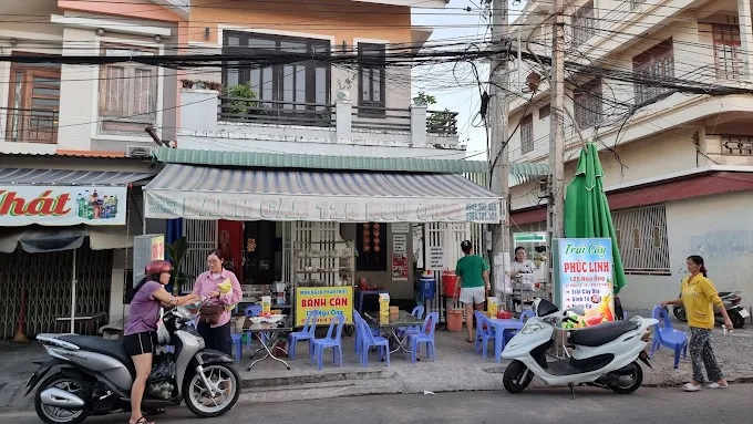 Đánh Giá Quán Bánh Căn 125 Ngư Ông – Vì Sao Dân Du Lịch Ai Cũng Phải Ghé?