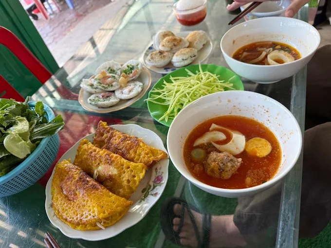 Đánh Giá Quán Bánh Căn, Bánh Xèo Bảy – Địa Chỉ Ăn Ngon Giá Bình Dân Cho Dân Du Lịch