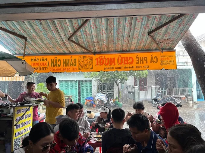 Đánh Giá Quán Bánh Căn Hải Sản (MAMISU) &#8211; Vị Biển Trong Từng Miếng Bánh