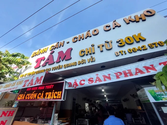 Đánh Giá Quán Bánh Căn Tám &#8211; Đã Đến Là Phải Ghé Quán Tám!