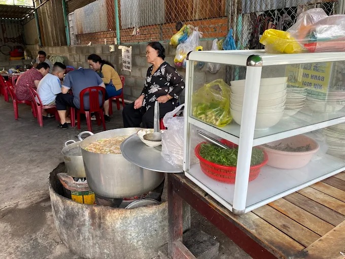 Đánh Giá Quán Bánh Canh Chả Cá Hàm Tiến - Đặc Sản Phan Thiết Khiến Ai Cũng Mê 5