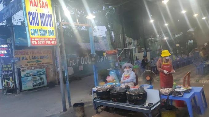 Đánh Giá Quán Bánh Xèo Chú Mười - Dân Dã Mà Ấm Cúng 2