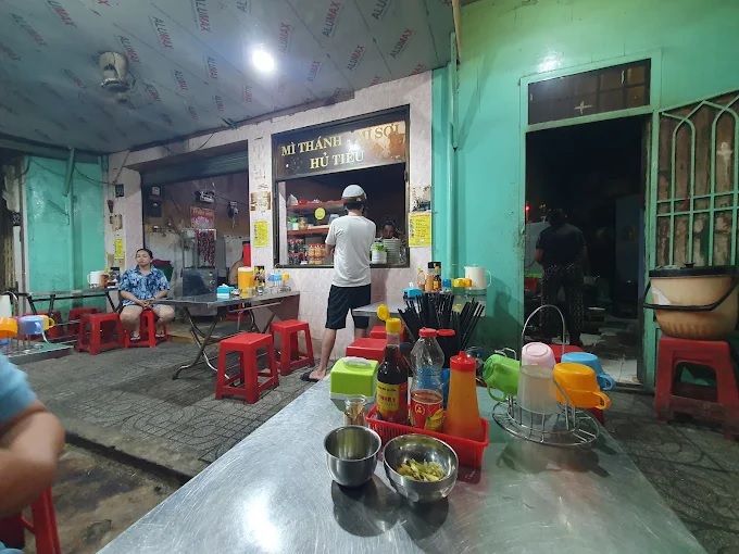 Đánh Giá Quán Happy Noodle Shop - Không Gian Thoáng, Món Ngon, Giá Dễ Chịu 2