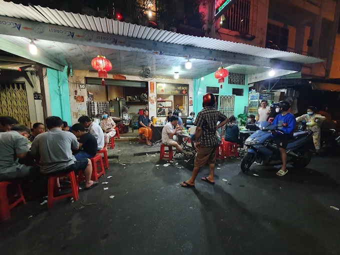 Đánh Giá Quán Happy Noodle Shop - Không Gian Thoáng, Món Ngon, Giá Dễ Chịu 3