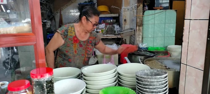 Đánh Giá Quán Happy Noodle Shop - Không Gian Thoáng, Món Ngon, Giá Dễ Chịu 5