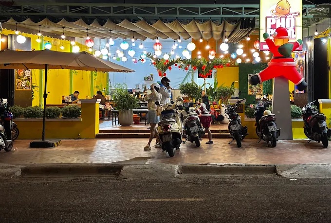 Đánh Giá Quán Hủ Tiếu Mực Phố Phan -  Địa Chỉ Ăn Sáng Ngon Không Thể Bỏ Lỡ 1