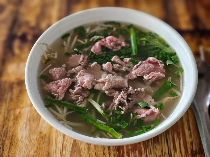 Đánh Giá Quán Phở Khuê 259 - Địa Chỉ Phở Ngon Được Lòng Dân Địa Phương 4