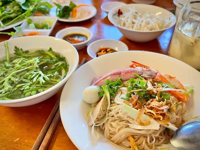 Đánh Giá Sa Đéc Quán - Hủ Tiếu Ngon, Không Gian Đẹp, Phục Vụ Chuẩn Miền Tây 4
