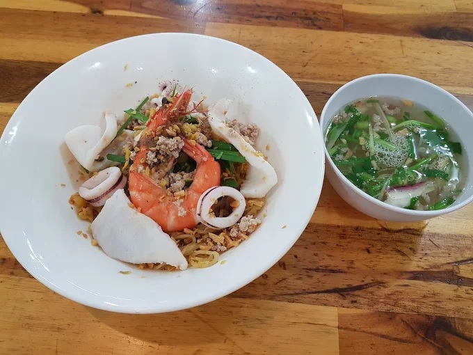Đánh Giá Tiệm Mỳ Dìn Ký - Không Gian Nhỏ, Hương Vị Lớn 4