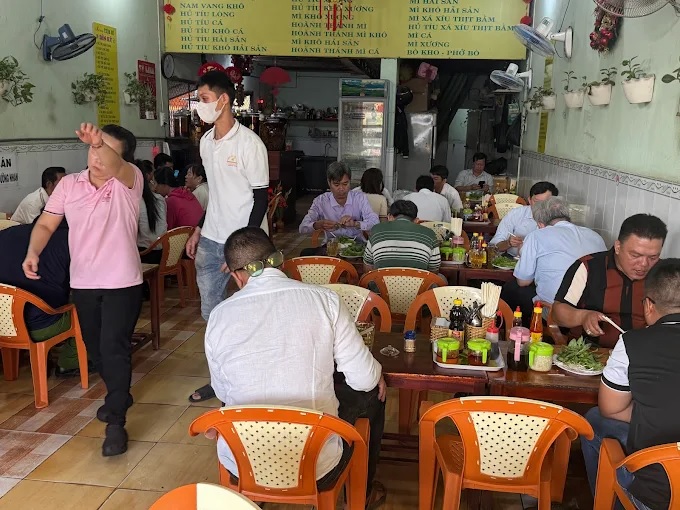 Đánh Giá Tiệm Mỳ Dìn Ký - Không Gian Nhỏ, Hương Vị Lớn 5
